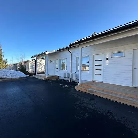 Kotimaailma - Uusi Rivitalokolmio Saunalla # 1 * Kokkola (Karleby)
