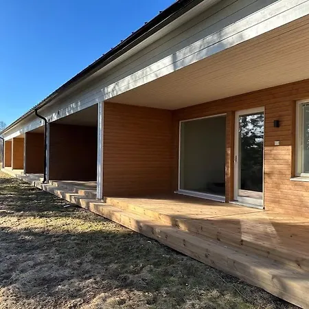 Kotimaailma - Uusi Rivitalokolmio Saunalla # 1 Apartment *